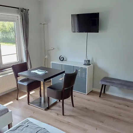 Triple A³ 아파트호텔 마르크차이덴펠트